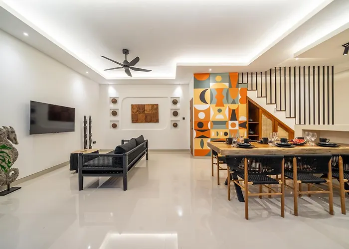 Alisa - Pool Retreat With Rooftop Lounge Close To *