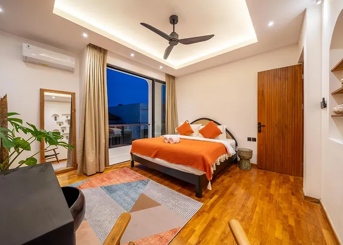 Alisa - Pool Retreat With Rooftop Lounge Close To *