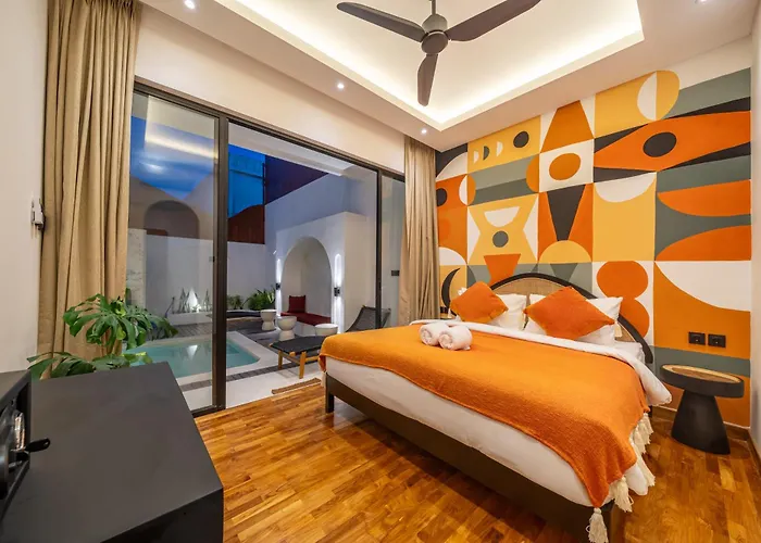 Alisa - Pool Retreat With Rooftop Lounge Close To Canggu (Bali)