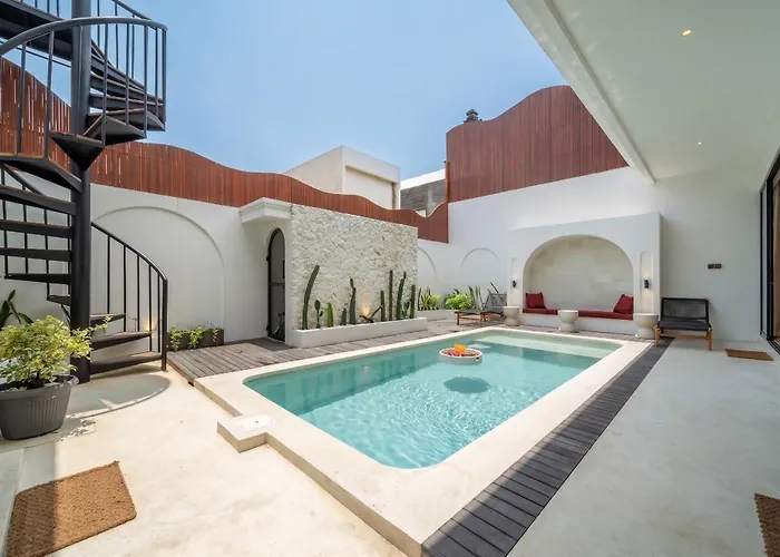 Alisa - Pool Retreat With Rooftop Lounge Close To